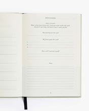 Load image into Gallery viewer, The Five Minute Journal Health & Fitness Edition