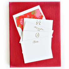 Load image into Gallery viewer, Grand Silk Stationery Box - Red