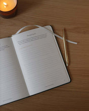 Load image into Gallery viewer, Best Year Journal - Green
