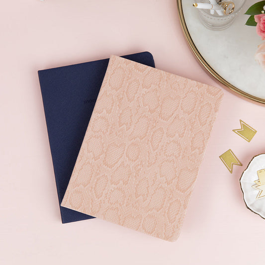 momAgenda Desktop 12-Month Planner 2026