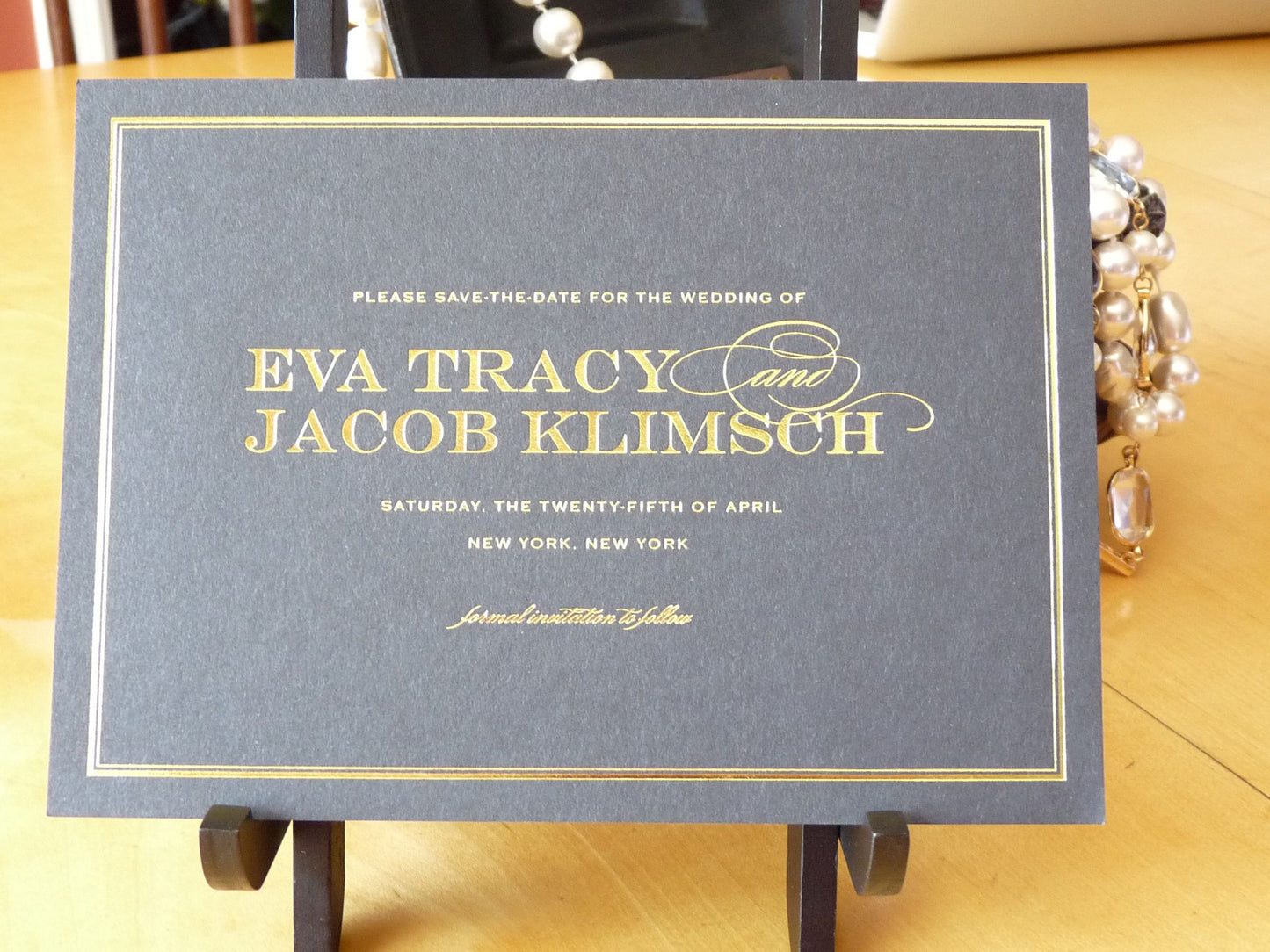 Eva - Haute Papier Luxe Deux Save the Date