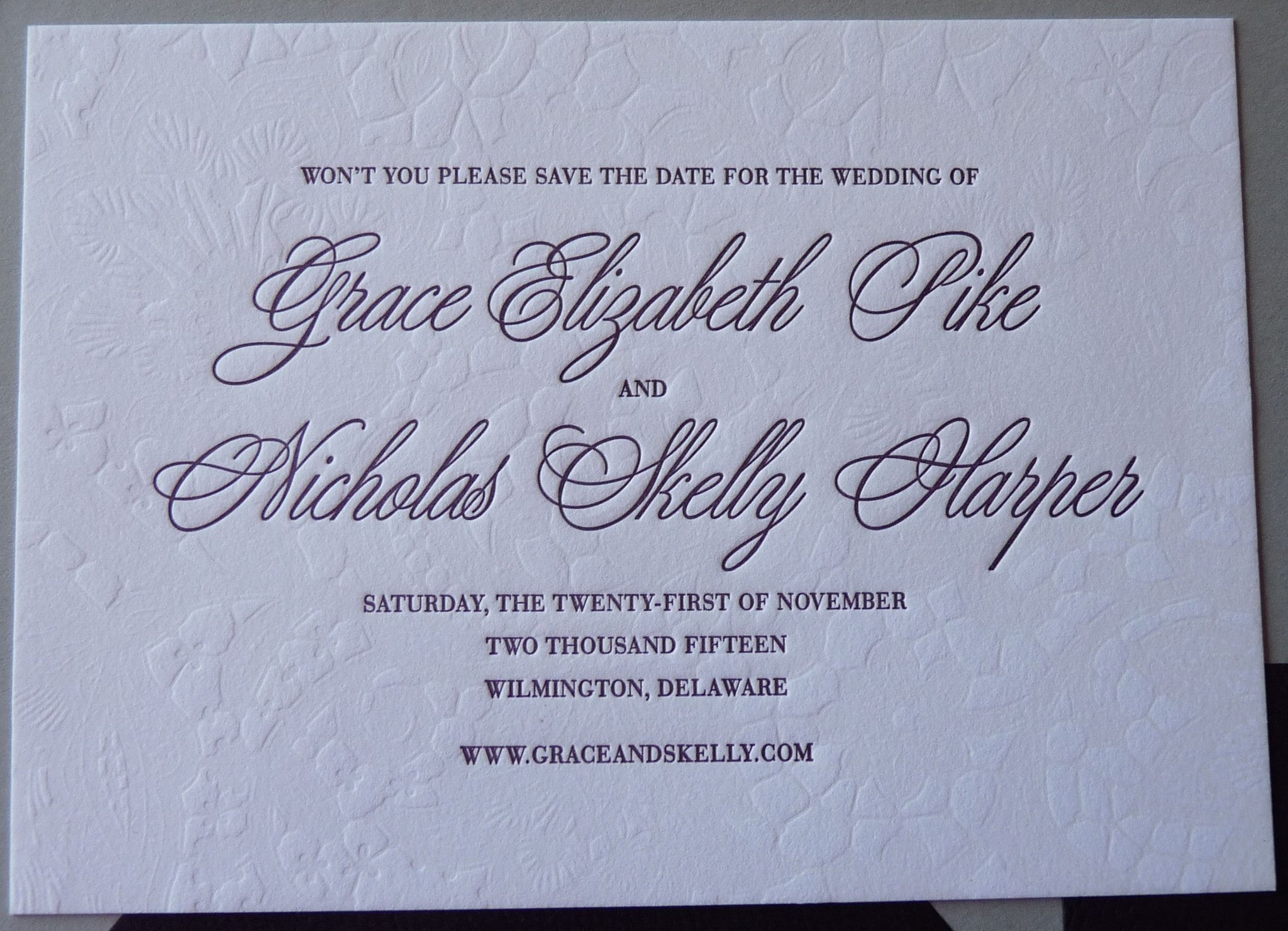 Grace - Haute Papier Luxe Deux Save the Date