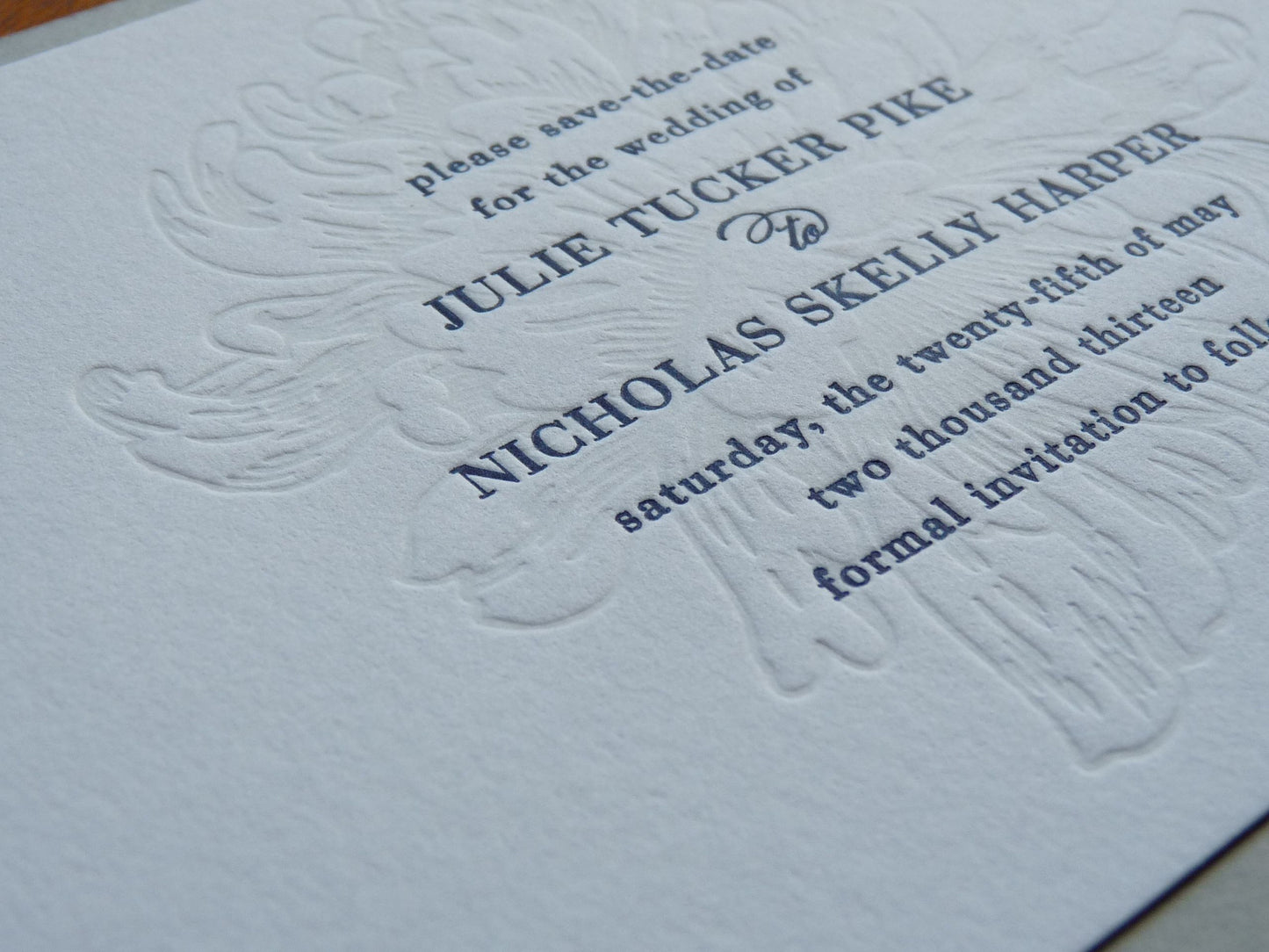 Julie - Haute Papier Luxe Deux Save the Date